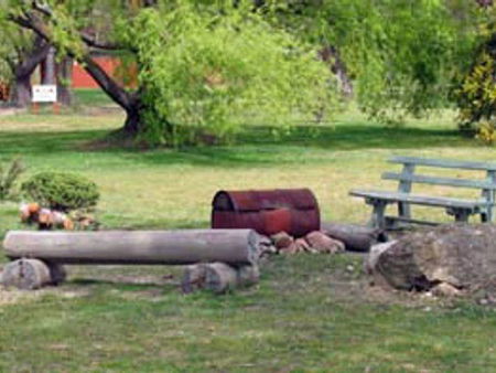 Omeo Caravan Park - Accommodation Main Beach 5