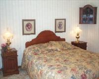 Milduras Linsley House B And B - Accommodation Main Beach 3
