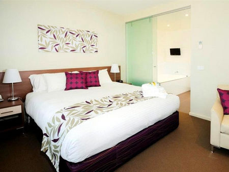 Best Western Drouin Motor Inn - Accommodation Main Beach 1