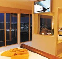 Summit Views at Arthurs Seat