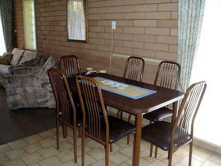 Aaden Holiday Apartments - Accommodation Main Beach 2