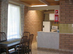 Aaden Holiday Apartments - Accommodation Main Beach 5