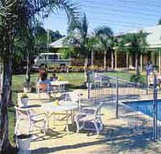 Abcot Inn - Accommodation Main Beach