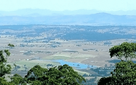 Avocado Sunset - Accommodation Main Beach 1
