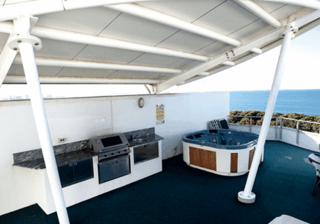 Mantra Sirocco - Accommodation Main Beach 2