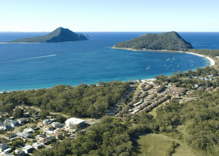 Shoal Bay Beachclub Apartments - Accommodation Main Beach
