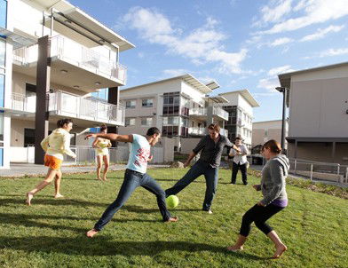 University Of Canberra Village - Accommodation Main Beach 1