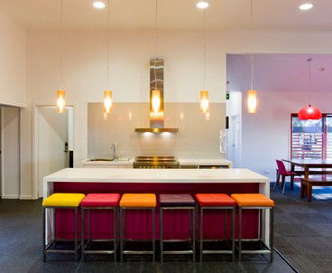 University Of Canberra Village - Accommodation Main Beach 4
