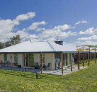 Country Guesthouse Schonegg - Accommodation Main Beach