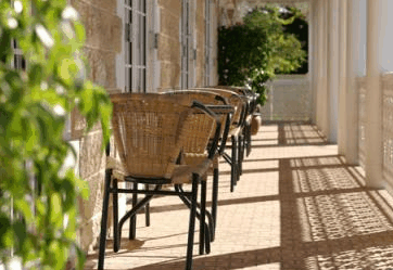 Ashby House Motor Inn - Accommodation Main Beach