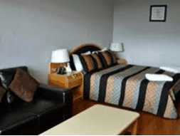 Airport International Motel - Accommodation Main Beach