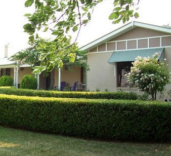 Wagga Wagga Forget Me Not Cottages - Accommodation Main Beach 3