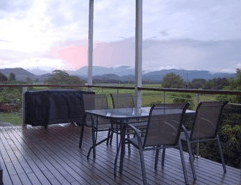 Grandview Cottage - Accommodation Main Beach 4