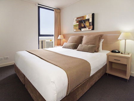 Oaks Charlotte Towers - Accommodation Main Beach 1
