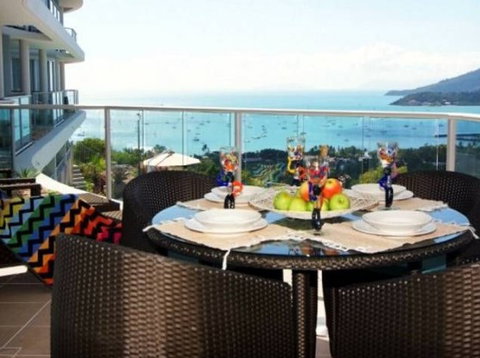 Airlie Searene Apartments - Accommodation Main Beach 1