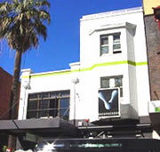 V Backpackers - Accommodation Main Beach