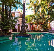 Rae's on Watego's Luxury Accommodation - Accommodation Main Beach