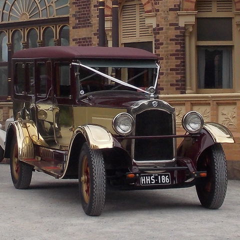 Vintage Fun Hire Cars - Accommodation Main Beach 1