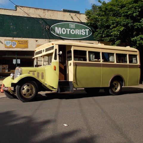 Vintage Fun Hire Cars - Accommodation Main Beach 3
