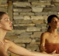 Spa Pevonia - Accommodation Main Beach