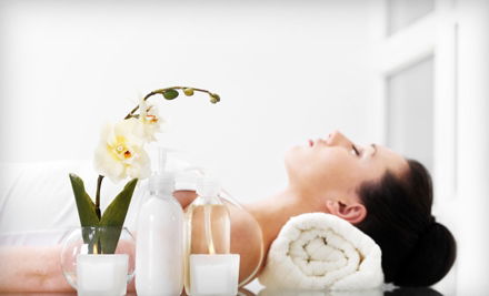 Honey Body Salon - Accommodation Main Beach 3