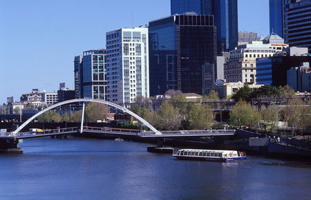 Melbourne River Cruises - Accommodation Main Beach 2