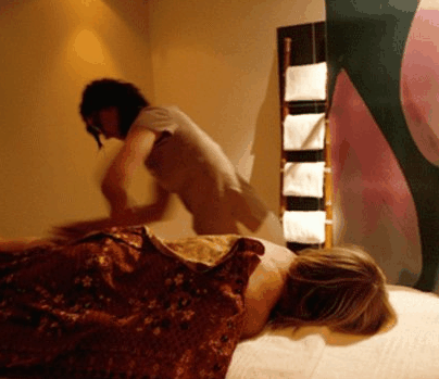 Body Essence - Accommodation Main Beach