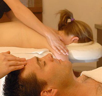 Silk Day Spa - Accommodation Main Beach 2