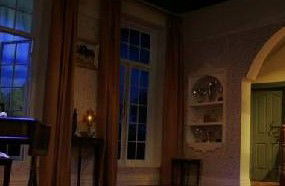 The 1812 Theatre - Accommodation Main Beach 1