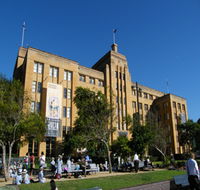 Museum of Contemporary Art - Accommodation Main Beach