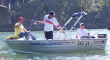 Brooklyn Central Boat Hire & General Store - Accommodation Main Beach 3