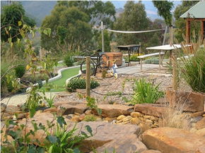 High Country - Accommodation Main Beach 2