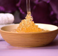 SWISS WELLNESS NATURAL HEALTH  BEAUTY SPA - Accommodation Main Beach
