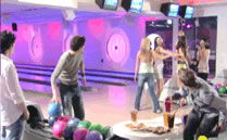 Kingpin Bowling Lounge - Crown Entertainment Complex - Accommodation Main Beach 0