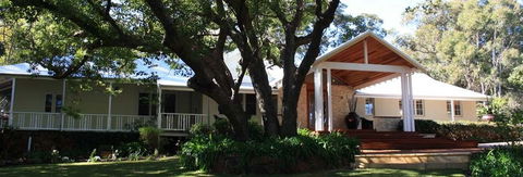 Annasha Day Spa Retreat - Accommodation Main Beach 2