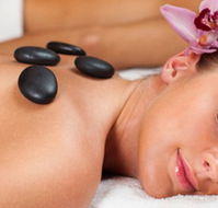 Essence Spa and Beauty - Accommodation Main Beach