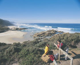 Lights Beach - Accommodation Main Beach 0