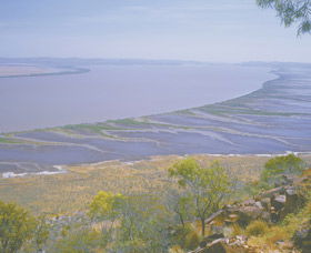 Five Rivers Lookout - Accommodation Main Beach 0