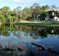 Lake House Gallery - Accommodation Main Beach