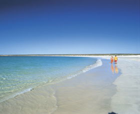 Gnaraloo - Accommodation Main Beach 0