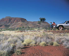 Mount Bruce - Accommodation Main Beach 0