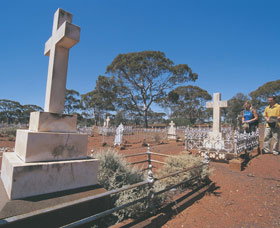 Coolgardie Cemetery - Accommodation Main Beach 0