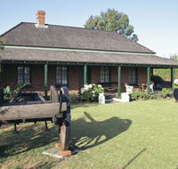 King Cottage Museum - Accommodation Main Beach