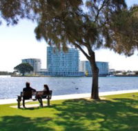 Foreshore Reserve - Accommodation Main Beach