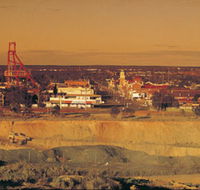 Super Pit - Accommodation Main Beach