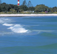 Pages Beach - Accommodation Main Beach