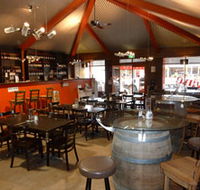 Terra Rossa Wine Club - Accommodation Main Beach