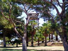  Accommodation Main Beach