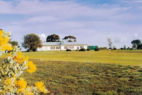  Accommodation Main Beach