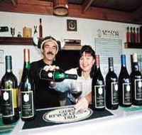 Viking Wines - Accommodation Main Beach